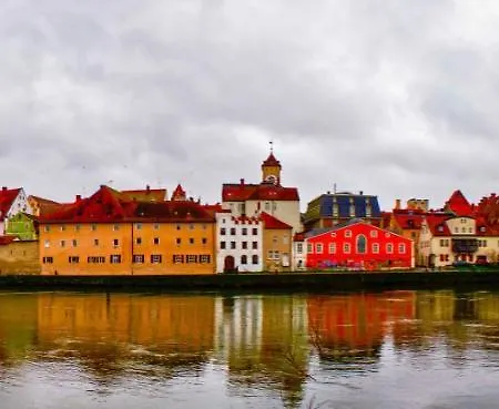 Rosi Boutique Hotel 3*